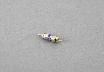 Válvula de aire acondicionado OEM 64536922944 para BMW E81 116d, 116i (modelos con motor N47, N45T, N43). Compatible con gas R134A/R1234YF. Original BMW.