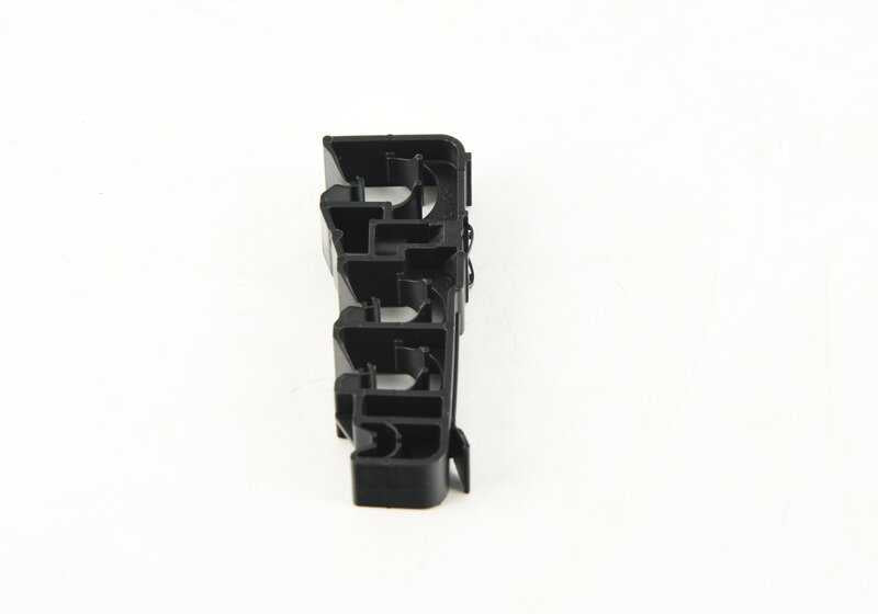 Clip fijación combustible OEM 16127359194 para BMW G20, G21, F90, G30, G31, G32, G11, G12, F91, F92, F93, G14, G15, G16, G05, G06, G07, Serie 2 G42. Original BMW.