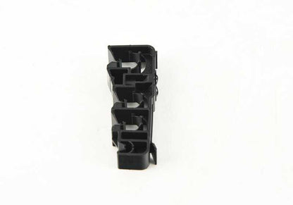 Clip fijación combustible OEM 16127359194 para BMW G20, G21, F90, G30, G31, G32, G11, G12, F91, F92, F93, G14, G15, G16, G05, G06, G07, Serie 2 G42. Original BMW.