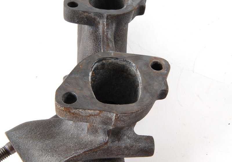 Abgassammler OEM 11621250601 für BMW E12, E24, E23, E21. Original BMW Stück.