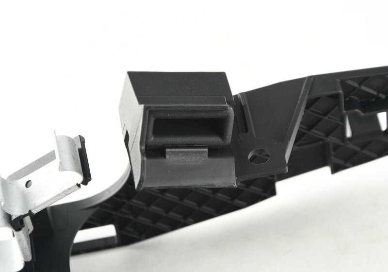 OEM cable mallet support 12527640246 for BMW F20, F21, F22, F87, F30, F31, F34, F35, F80, F32, F33, F36, F82, F07, F10, F11, F18, F25, F15. Original BMW.