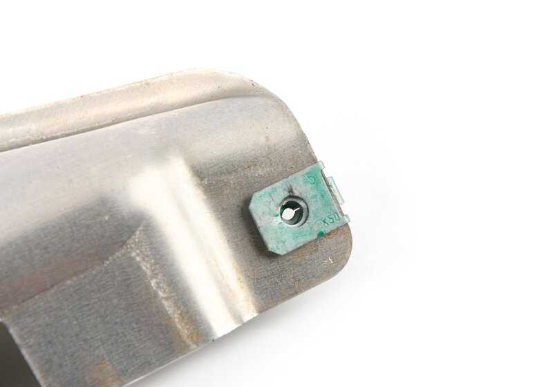 Suporte à menor proteção do solo para BMW Z4 E89 (OEM 51757191076). BMW original.