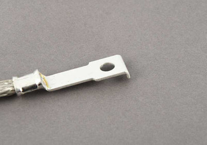 Cable de masa OEM 12428648003 para BMW F20, F22, F23, F30, F31, F34, F32, F33, F36. Compatible con versiones M140i, M240i y más. Original BMW.