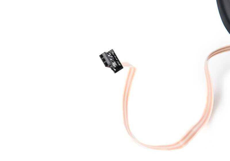 Embellecedor de entrada iluminado trasero izquierdo OEM 51478081395 para BMW F90N M5 Competition. Pieza original BMW.