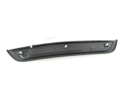 Rear right illuminated intake manifold cover for BMW 5 Series F90N (OEM 51478081396). Original BMW
