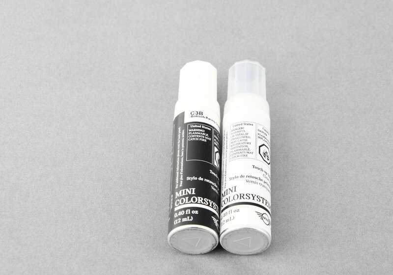 Pintura de retoque color British Racing Green IV metálico OEM 51915A29CC8 para MINI F54, F55, F56, F57, F60. Incluye 2 botes de 12ml (color + barniz). Original MINI.