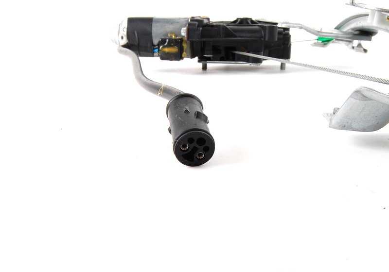 Elevador eléctrico de la ventanilla trasera izquierda OEM 51351935639 para BMW E30. Original BMW.