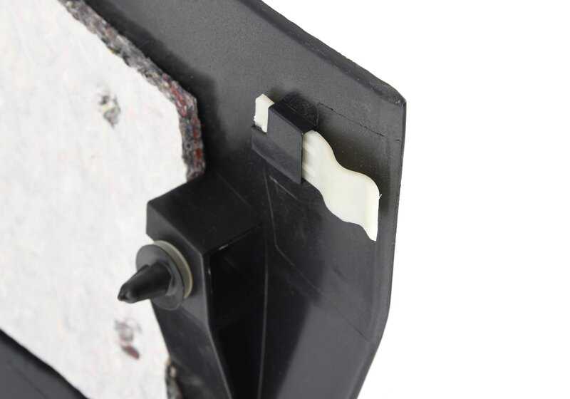 Panel embellecedor columna trasera izquierda OEM 51438243713 para BMW X5 E53. Original BMW.