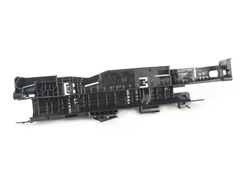 Cubierta izquierda OEM 17118666840 para BMW G20, G20N, G21, G21N, G28, G28N, G22, G22N, G23, G23N, G26, G26E, G26F, G26N, G42, G29. Pieza original BMW.