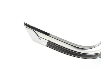 Moldura superior derecha OEM 51361840910 para BMW E21. Original BMW.