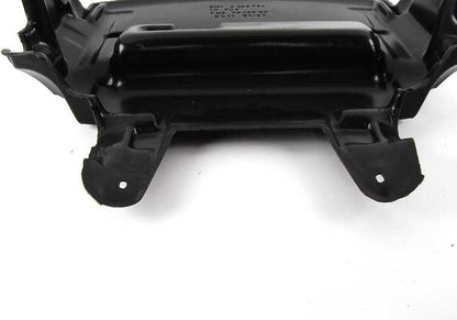 Protector térmico del vano motor OEM 51718208754 para BMW E36. Original BMW.