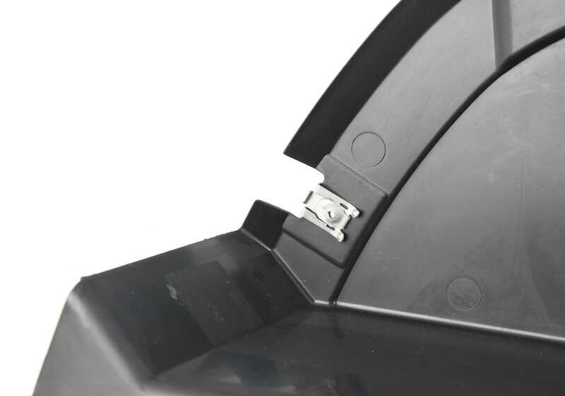 Protector inferior bajo carrocería trasero izquierdo OEM 51757260769 para BMW F32, F33, F34, F36, F82, F83. Original BMW.