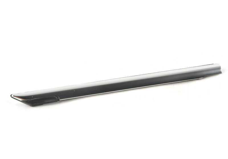 Cubierta exterior derecha para BMW Serie 3 E92, E93 (OEM 51337157250). Original BMW.