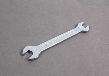 Llave fija doble 8x10 OEM 71111179626 para BMW E34, E32, E38, E31, E52. Herramienta original BMW incluida en el kit de herramientas de serie.