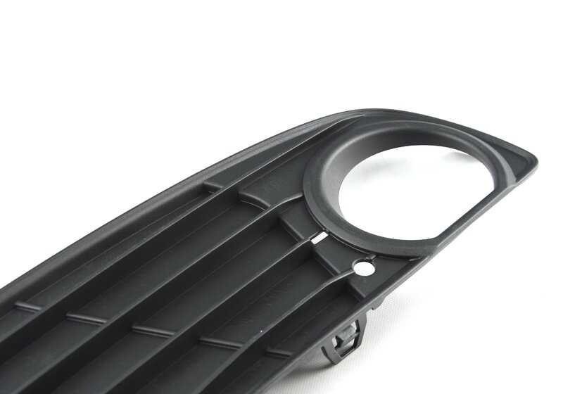 Rejilla cerrada derecha OEM 51117281920 para BMW F30, F31. Original BMW.