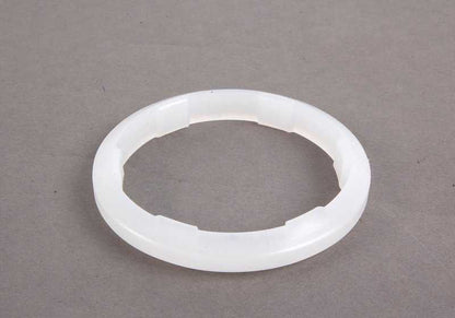 Anello di gomma OEM 31311132625 per BMW E34, E32, E31. Piece BMW originale utilizzato nel supporto delle sospensioni e nei componenti del gruppo Rush. Ideale per la manutenzione delle sospensioni. BMW originale.