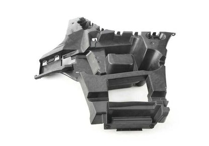 Guía lateral derecha del parachoques trasero OEM 51128075454 para BMW F44. Original BMW.