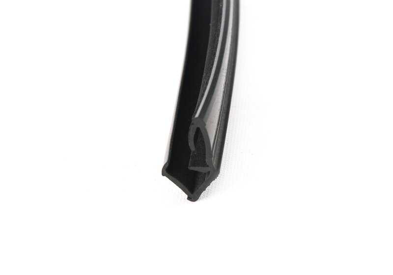 OEM 51348157179 Guida alla finestra posteriore sinistra per BMW E38. BMW di riserva originale.