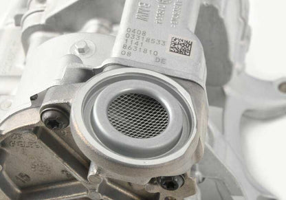 Bomba de vacío del aceite OEM 11418631810 para BMW F40, F44, F45, F46, G20, G21, G30, G31, G32, F48, F39, G01, G02, G29 y MINI F55, F56, F57, F54, F60. Original BMW y MINI.