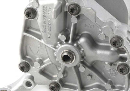 Bomba de vacío del aceite OEM 11418631810 para BMW F40, F44, F45, F46, G20, G21, G30, G31, G32, F48, F39, G01, G02, G29 y MINI F55, F56, F57, F54, F60. Original BMW y MINI.