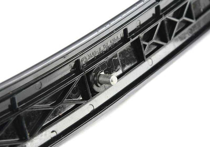 Paramento derecho OEM 51458157456 para BMW Serie 5 E39 (520d, 520i). Original BMW.