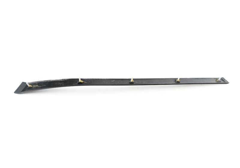 Dekorative rechte Haustürform für BMW 5 E39 -Serie (OEM 51418256250). Original BMW