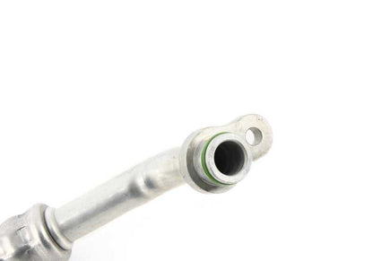 Tubería de retorno del radiador de aceite OEM 17228053477 para BMW F97, F98. Original BMW.