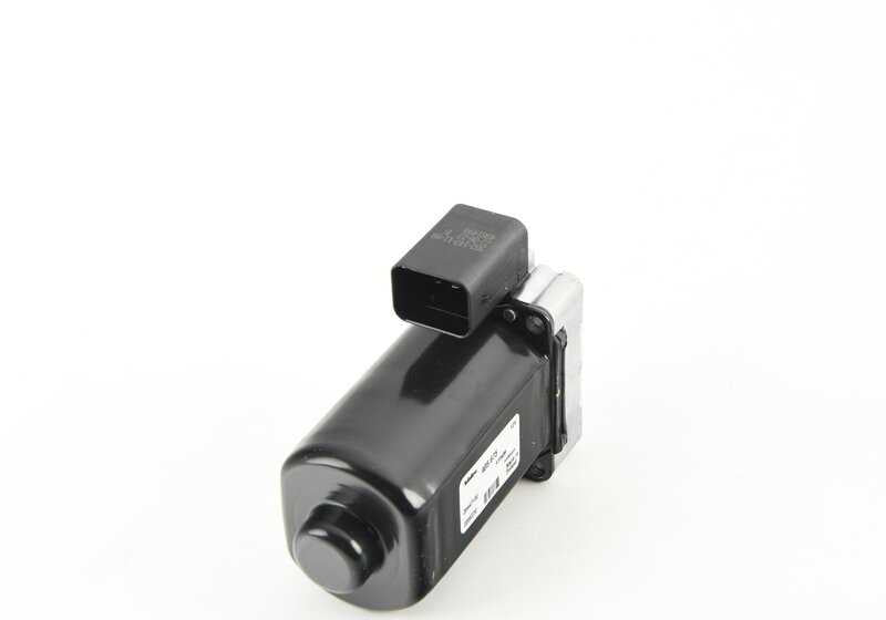 Motore di regolazione (stellmotor) OEM 33117845905 per BMW F87, F80, F82, F83, F10, F06, F12, F13. BMW originale