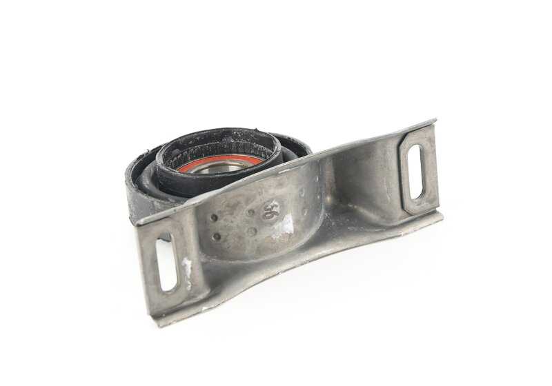 Soporte central de transmisión (Mittellager) OEM 26121225152 para BMW E30. Original BMW.