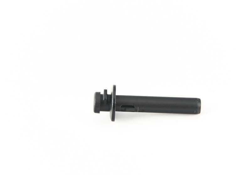 Botón interior OEM 51497455851 para BMW F45, F45N, F39, F60. Recambio original BMW. Perteneciente a la moldura de maletero. Ideal para reemplazar botón roto o desgastado.