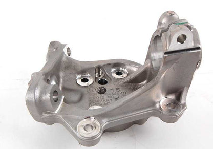 Mangueta delantera derecha OEM 31216793924 para BMW E81, E82, E87, E88, E89, E90, E91, E92, E93. Original BMW.