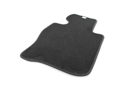Alfombrilla de moqueta lado conductor OEM 51477335861 para BMW F32, F33, F36, 420d xDrive, 420i xDrive. Original BMW.