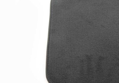 Alfombrilla de moqueta lado conductor OEM 51477335861 para BMW F32, F33, F36, 420d xDrive, 420i xDrive. Original BMW.