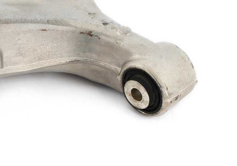 Brazo oscilante izquierdo para BMW Serie 5 E60, E60N, Serie 6 E63, E63N, E64, E64N (OEM 33326754557). Original BMW.