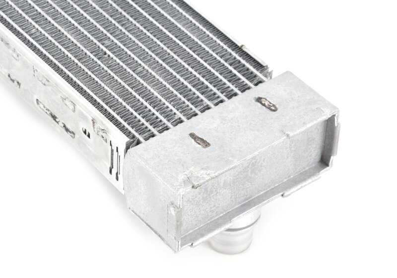 Radiador delantero OEM 17117589470 para BMW X5 {E70, F15, F85, F95, F95N} y BMW X6 {E71, F16, F86, F96, F96N} ✔️ Repuesto original BMW.