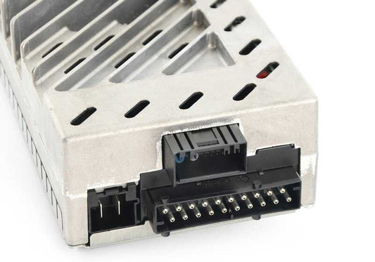 Top-Hifi-System-Amifier für die BMW 3 F30-Serie, F31, F34, F80, 4 F32, F33, F36, F82, F83 (OEM 65125A41CC4). Original BMW.