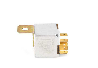 Relé techo solar OEM 61318353046 para BMW E36. Recambio original BMW.