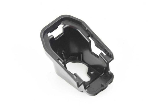 Tapa embellecedor OEM 51128054058 para BMW F20, F21, F22, F23. Compatible con versiones diésel y gasolina. Pieza original BMW.