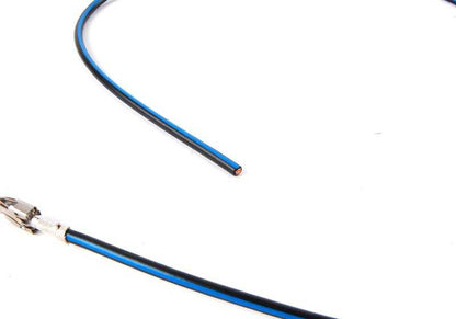 Conector doble con cable OEM 61130007440 para BMW {E81,E82,E87,E88,F20,F21,E36,E46,E90,E91,E92,E93,F30,F31,F34,G20,G21,G28,G80,G81,F32,G26,E39,F07,F10,F11,F90,G30,G31,G60,G61,G68,G90,G99,F06,F12,F13,G32,E38,E65,E66,F01,F02,F04,G11,G12,E84,F48,F39,E83