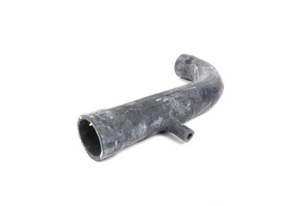 Tuyau de réfrigérant OEM 11531312241 pour la série BMW 5 E34. Il mène de l'eau du moteur au radiateur. BMW d'origine.