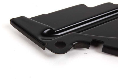 Chapa protectora OEM 21111250804 para BMW E12, E28, E24, E23. Pieza original BMW diseñada para proteger componentes en la zona del embrague. Recambio original BMW.