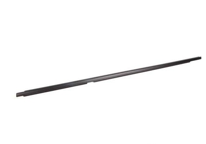 Embellecedor exterior puerta trasera izquierda OEM 51347060249 para BMW Serie 3 E90, E90N. Pieza original BMW.