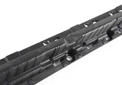 Soporte lateral derecho para estribo OEM 51777294384 para BMW X5 F15 (todos los modelos compatibles: sDrive25d, xDrive25d, xDrive28i, xDrive30d). Original BMW.