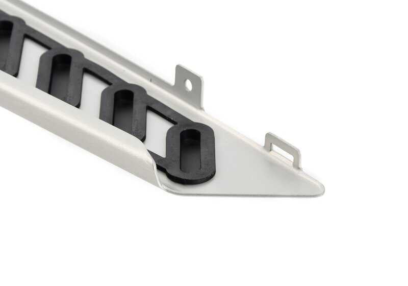 Estribo lateral derecho OEM 51777294386 para BMW X5 F15. Repuesto original BMW.