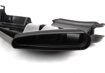 Conducto de admisión OEM 13717508711 para BMW E46. Pieza original BMW. Ideal si tu coche suena raro o pierde fuerza al acelerar. Compatible solo con modelos E46. Repuesto original garantizado.