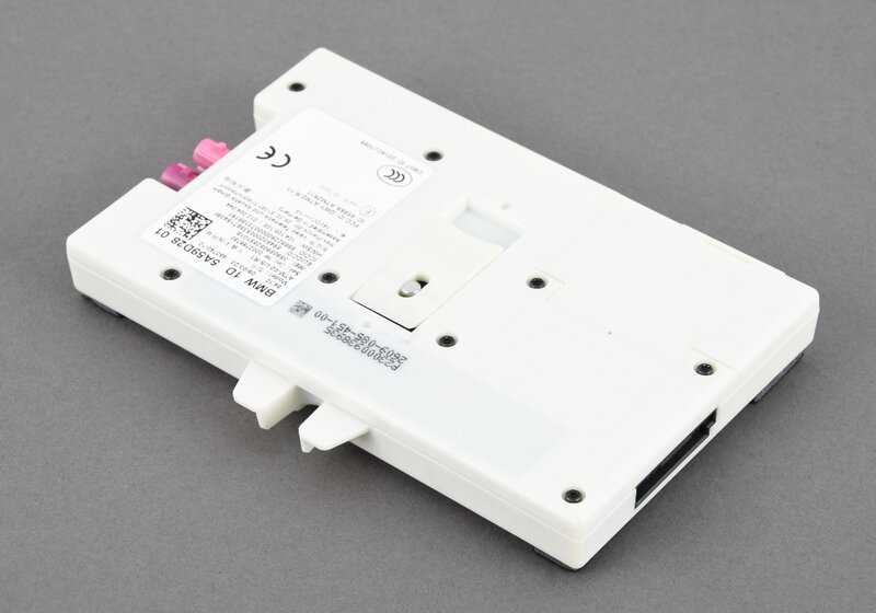 Telematic Box 3 Oem 84105A59D28 Communication Module for BMW F44, G42, G20, G80, G22, G26, G82, F90, G30, G32, G11N, G12N, F97, G01, F98, G02, F95, G05, F96, G06, G07. BMW original.