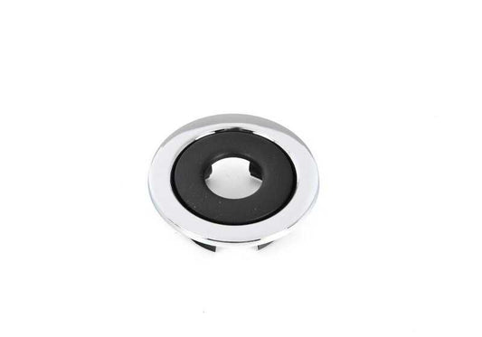 Tapa embellecedora toma de corriente OEM 51477311436 para BMW F31. Pieza original BMW.