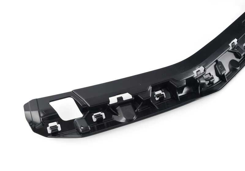 Untere Front -Splitter OEM 51115A0DB79 für BMW X1 M35I und M35LI (U11, U12) vom 08.08.2023. Original BMW Stück. Ideal, um die Unterlippe der vorderen Stoßstange zu erneuern oder zu ersetzen.
