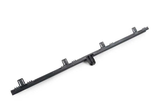 OEM 17218095296 Radiatore dell'olio motore per BMW G80, G82, G83. BMW originale.