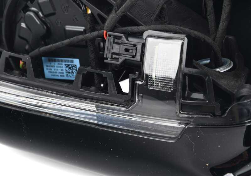 Retrovisor derecho calefactable con memoria OEM 51168738350 para BMW X5 G05 y X7 G07. Original BMW.